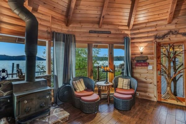 Lakeside Loft | Beautiful Waterfront Log Cabin 14 Ao1Swxinaoumeicoahuz 6934Dc33